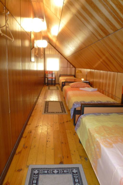 Kihelkonna Pastorate Guesthouse Quarto foto